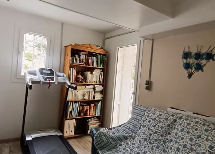 Comme A La Maison Pres De Paris